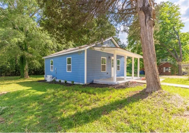29th image of 808 Davis St, Monroe, GA 30655 | MLS# 7787812