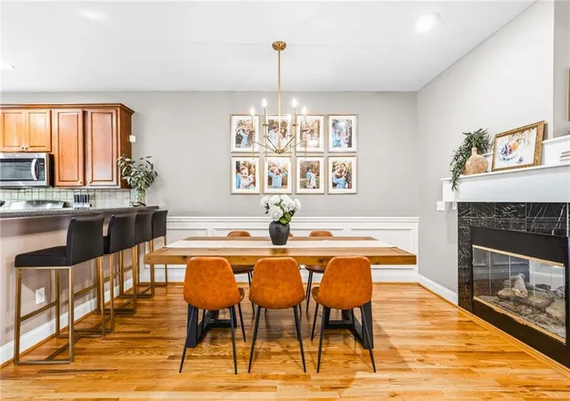 Listing Photo 5 - Condo for sale in building located at 1200 Wing St, Atlanta, GA 30350 - Unit #12
