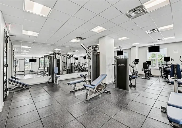 2nd image of 325 E Paces Fry Rd Ne, Atlanta, GA 30305
