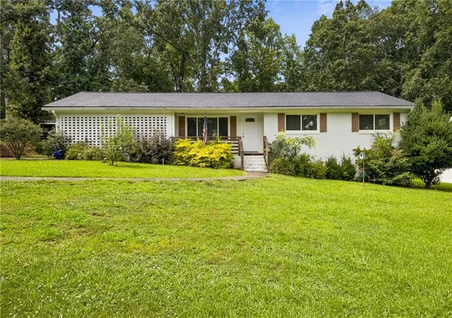 Photo 1 of Single family home for sale at 1331 Owen Cir, Sugar Hill, GA 30518 | MLS# 7818858 | Listing updated on 2026-08-11