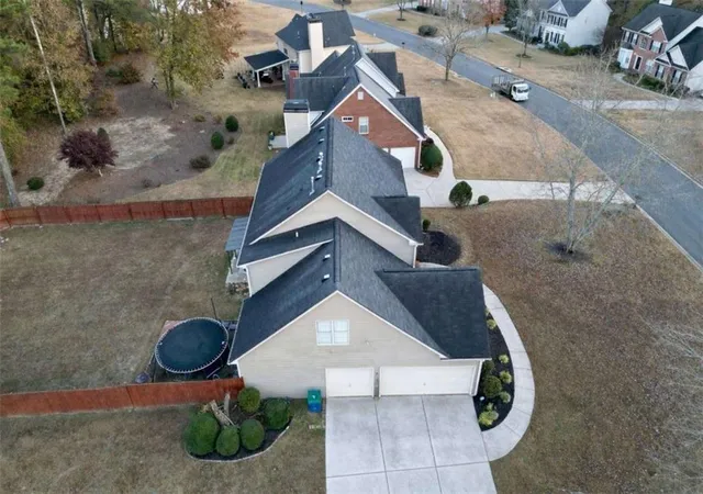 Photo 2 of Single family home for sale at 405 Caxton Ct, Atlanta, GA 30331 | MLS# 7816201 | Listing updated on 2026-09-02