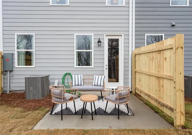 2nd image of 532 Crown Ridge Dr, Emerson, GA 30120 | MLS# 7827839