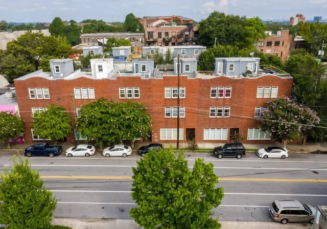 Condominium at 229 Peters St Sw #4, Atlanta, GA 30313 | MLS# 6764922 | | Sold on 2020-10-02