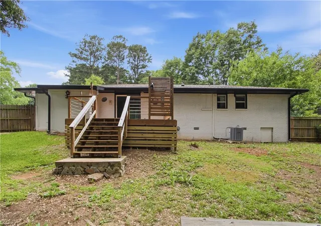 5th image of 1614 Carolyn Dr, Stone Mountain, GA 30087 | MLS# 7777639