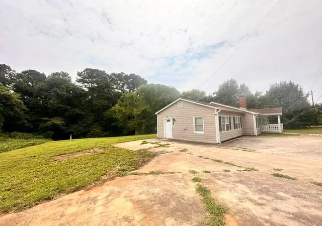 3rd image of 10453 Flat Shoals Rd, Covington, GA 30014 | MLS# 7814102