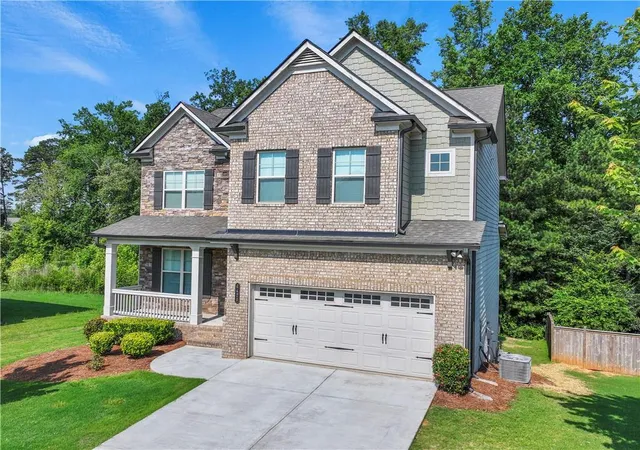 Photo 2 of Single family home for sale at 4429 Beechnut View, Gainesville, GA 30504 | MLS# 7821617 | Listing updated on 2026-09-14