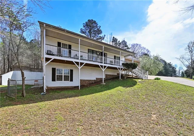Photo 3 of Single family home for sale at 125 Tricias Way, Temple, GA 30179 | MLS# 7814305 | Listing updated on 2026-09-11