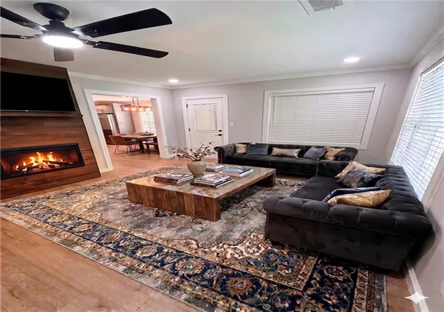 Photo 3 of Single family home for sale at 1801 Beecher St SW, Atlanta, GA 30310 | MLS# 7816543 | Listing updated on 2026-10-10