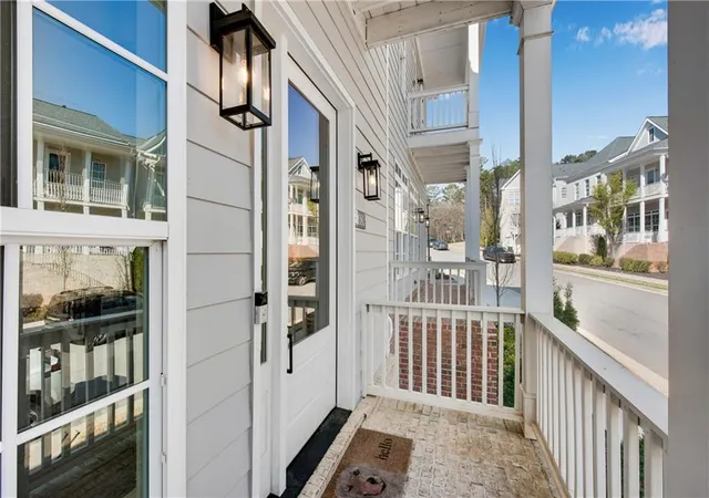 3rd image of 2080 Parkside Ln, Roswell, GA 30076 | MLS# 7739803