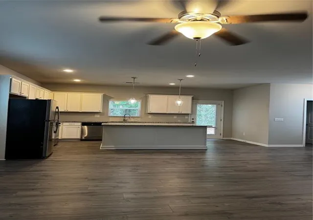 Homes for sale in Dawsonville, GA | 30 Laurel Dr E, Dawsonville, GA 30534 | MLS# 7775233