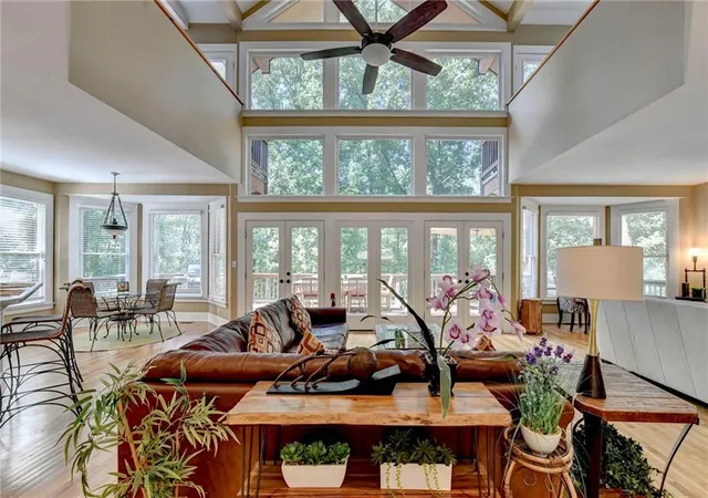 Photo 2 of Single family home for sale at 9035 Walnut Cvs Ln, Gainesville, GA 30506 | MLS# 7803973 | Listing updated on 2026-09-11