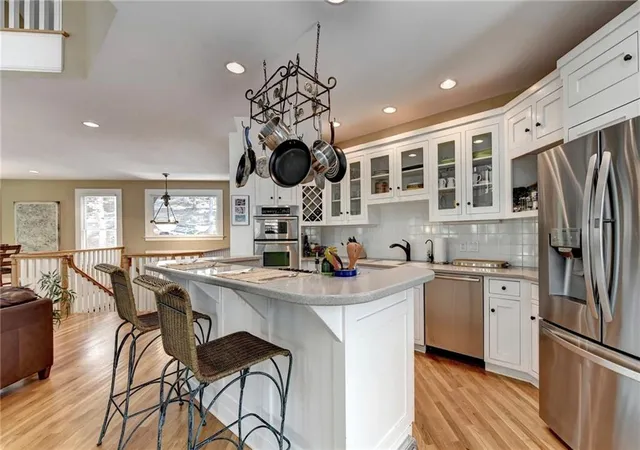 Photo 4 of Single family home for sale at 9035 Walnut Cvs Ln, Gainesville, GA 30506 | MLS# 7803973 | Listing updated on 2026-09-11