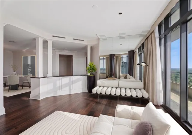 3rd image of 750 Park Ave NE, Atlanta, GA 30326