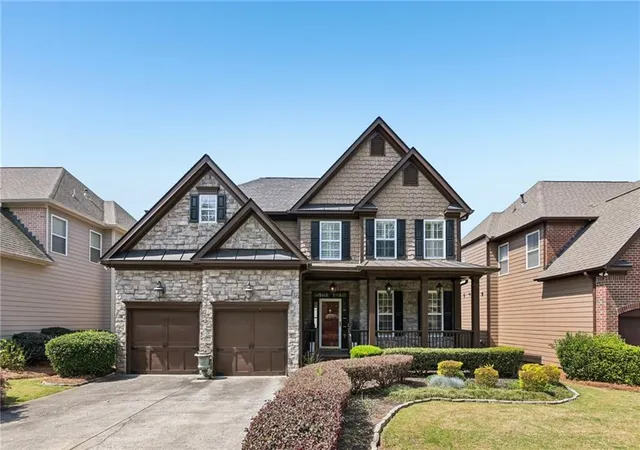 Photo 1 of Single family home for sale at 3180 The Cmns Dr, Cumming, GA 30041 | MLS# 7750914 | Listing updated on 2026-09-16