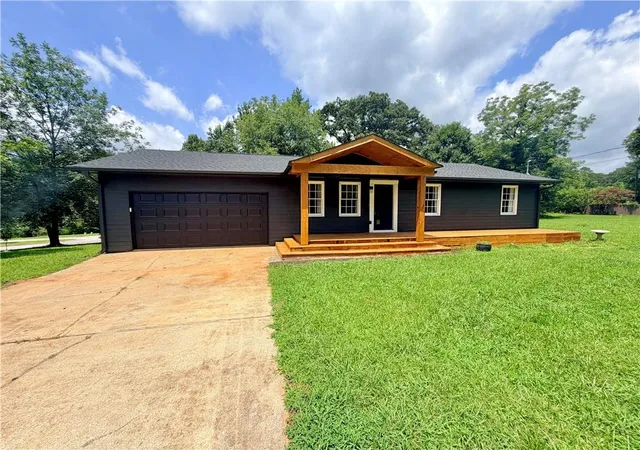 Photo 1 of Sale Pending at 85 Martin St, Carrollton, GA 30117 | MLS# 7818219 | Listing updated on 2026-10-07