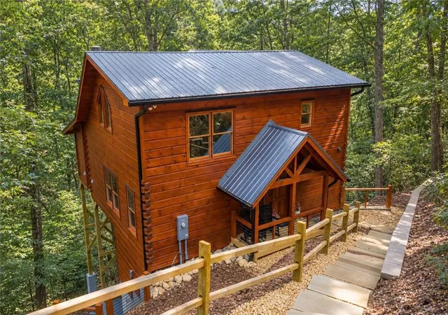 1st image of 138 Rhondas Wy, Ellijay, GA 30540 | MLS# 7826034