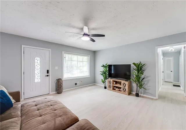 2nd image of 3497 Larkspur Ter, Decatur, GA 30032 | MLS# 7796970