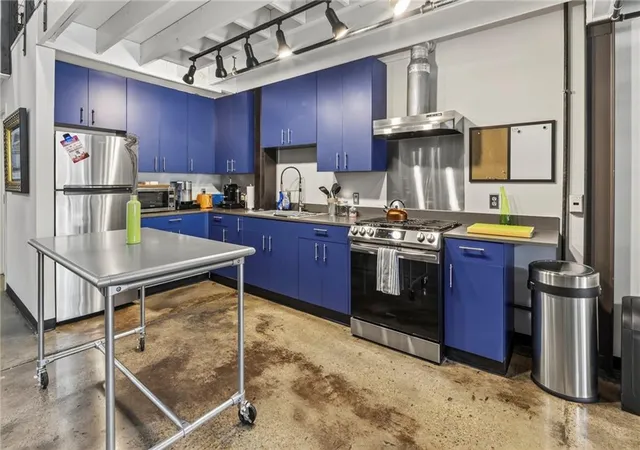 Photo 4 of Condo for sale at 887 W Marietta St NW #S105, Atlanta, GA 30318 | MLS# 7820157 | Listing updated on 2026-09-02