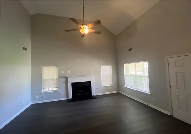 Photo 3 of Single family home for sale at 35 Creekview Ct, Covington, GA 30016 | MLS# 7829137 | Listing updated on 2026-08-29