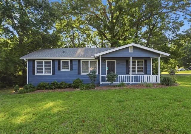 Photo 1 of Single family home for sale at 4570 Old Cowan Rd, Acworth, GA 30101 | MLS# 7776665 | Listing updated on 2026-09-01