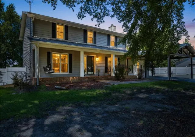 Photo 2 of Single family home for sale at 365 Timber Ml Cir, Carrollton, GA 30116 | MLS# 7822988 | Listing updated on 2026-09-10