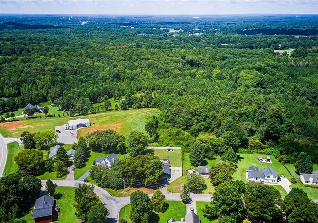 Photo 84 of Single family home for sale at 365 Timber Ml Cir, Carrollton, GA 30116 | MLS# 7822988 | Listing updated on 2026-09-10