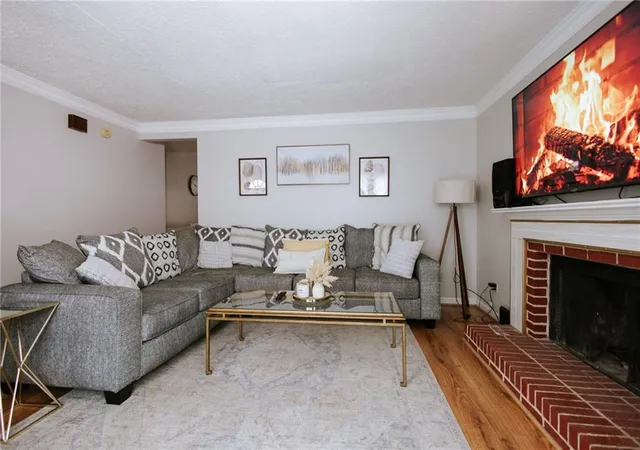 Photo 1 of Townhouse for sale at 1013 Huntington Tr Se, Smyrna, GA 30082 | MLS# 7763958 | Listing updated on 2026-06-29