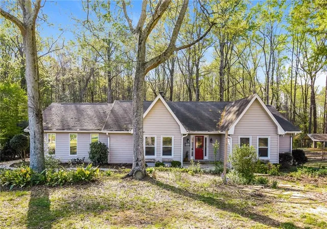1st image of 3305 Kelly Glen Ct, Dacula, GA 30019 | MLS# 7746103