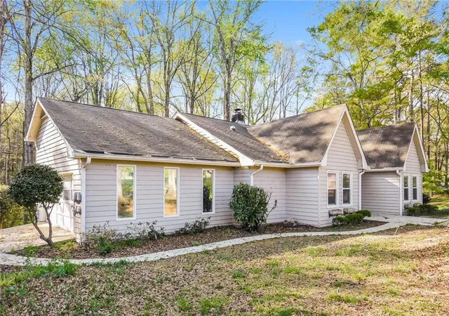 2nd image of 3305 Kelly Glen Ct, Dacula, GA 30019 | MLS# 7746103