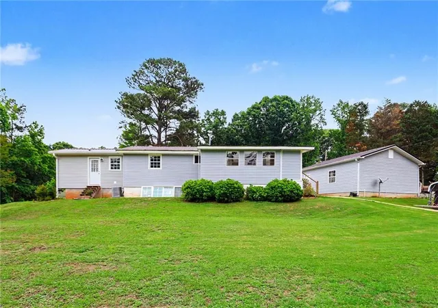 32nd image of 2908 Austin Bridge Rd, Douglasville, GA 30134 | MLS# 7780954