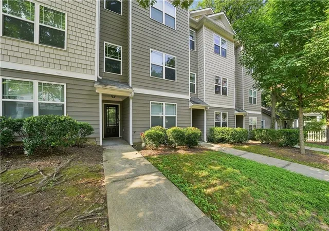 2nd image of 1365 Memorial Dr Se #13, Atlanta, GA 30317 | MLS# 7811327
