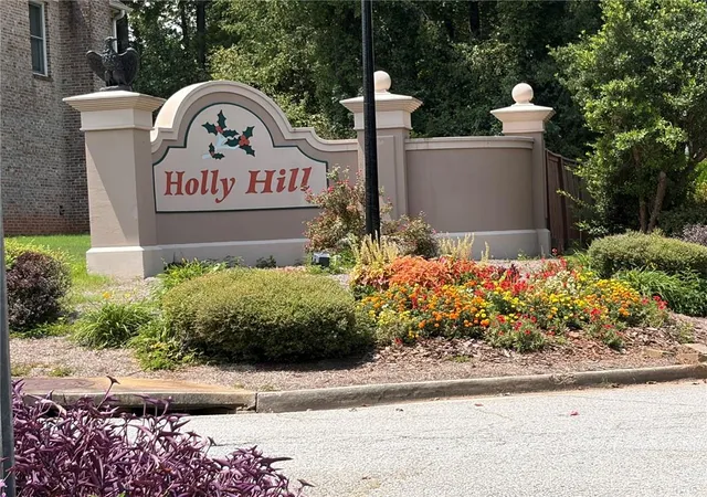 Photo 2 of Sale Pending at 4271 Ivy Run, Ellenwood, GA 30294 | MLS# 7822286 | Listing updated on 2026-09-25