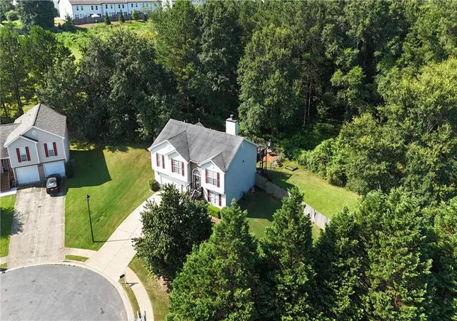 2nd image of 323 Natchez Cir, Winder, GA 30680 | MLS# 7803278