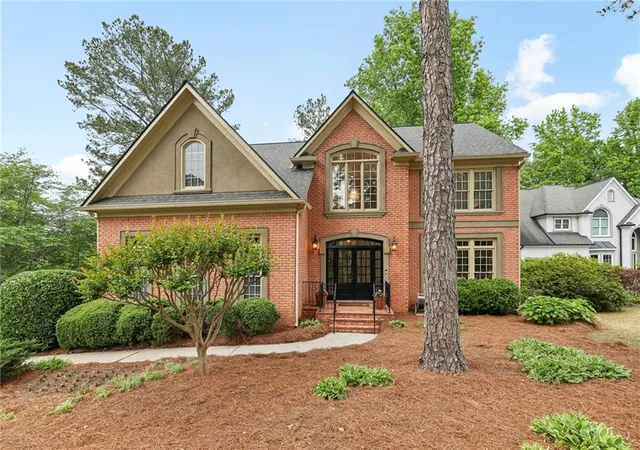 Homes for sale in Johns Creek, GA | 11070 Pennbrooke Crossing, Johns Creek, GA 30097 | MLS# 7757867
