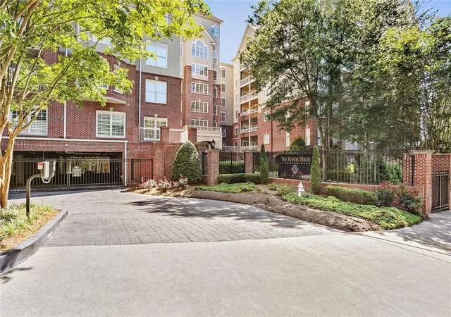 Condominium at 50 Biscayne Dr Nw #6112, Atlanta, GA 30309 | MLS# 5845928 |  | Sold on 2017-05-31