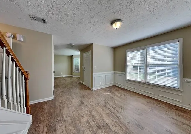 2nd image of 3925 Riversong Dr, Suwanee, GA 30024 | MLS# 7796788