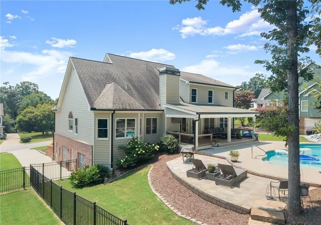 1st image of 2024 Democracy Dr, Buford, GA 30519 | MLS# 7808581
