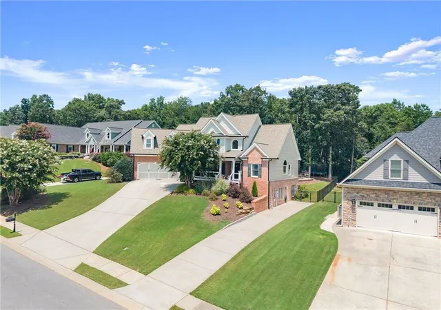Photo 3 of Sale Pending at 2024 Democracy Dr, Buford, GA 30519 | MLS# 7808581 | Listing updated on 2026-10-02