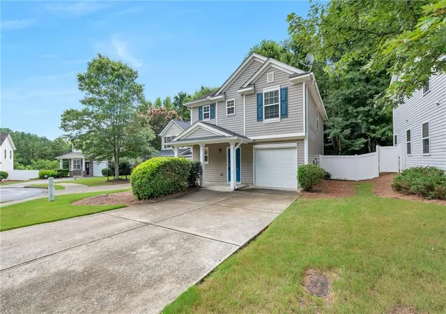 Photo 2 of Single family home for sale at 172 Nacoochee Way, Canton, GA 30114 | MLS# 7808248 | Listing updated on 2026-09-15