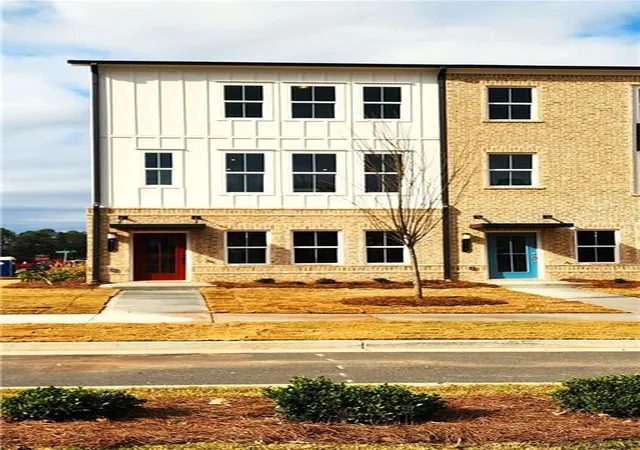 Townhouse for sale at 800 Cameron Trl, Acworth, GA 30102 | MLS# 7804570