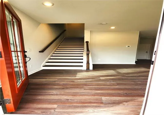 Photo 2 of Townhouse for sale at 800 Cameron Trl, Acworth, GA 30102 | MLS# 7804570 | Listing updated on 2026-07-15