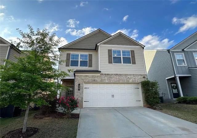 Homes for sale in Auburn, GA | 126 Auburn Crossing Dr, Auburn, GA 30011 | MLS# 7786557