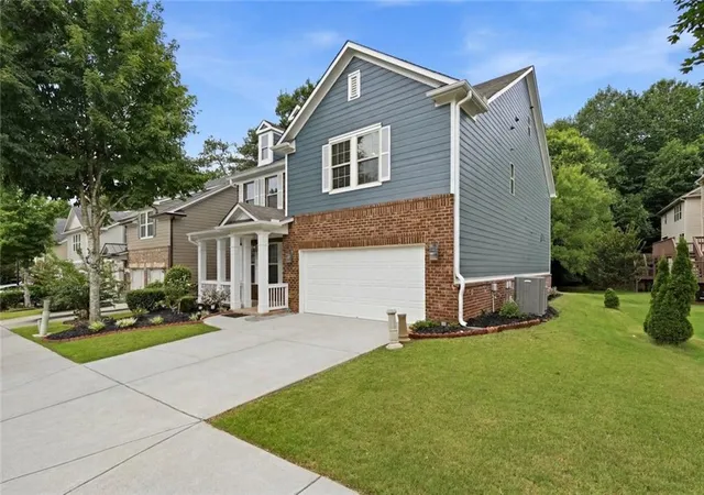 Photo 3 of Single family home for sale at 1190 Krobot Way, Alpharetta, GA 30004 | MLS# 7780446 | Listing updated on 2026-09-10