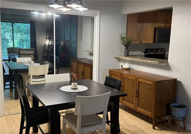 3rd image of 2657 Lenox Rd Ne #204, Atlanta, GA 30324 | MLS# 7803529
