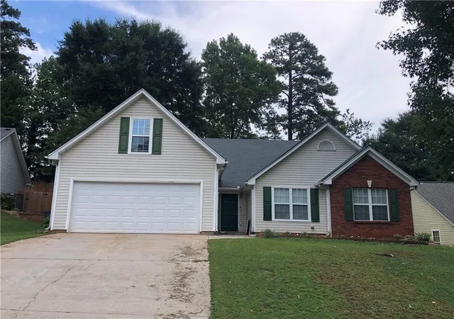 Photo 1 of Single family home for sale at 250 Twin Brk Way, Lawrenceville, GA 30043 | MLS# 7820783 | Listing updated on 2026-09-15