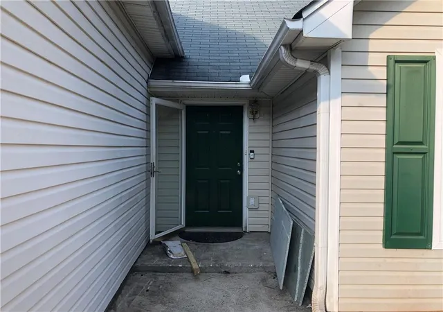 Photo 2 of Single family home for sale at 250 Twin Brk Way, Lawrenceville, GA 30043 | MLS# 7820783 | Listing updated on 2026-09-15