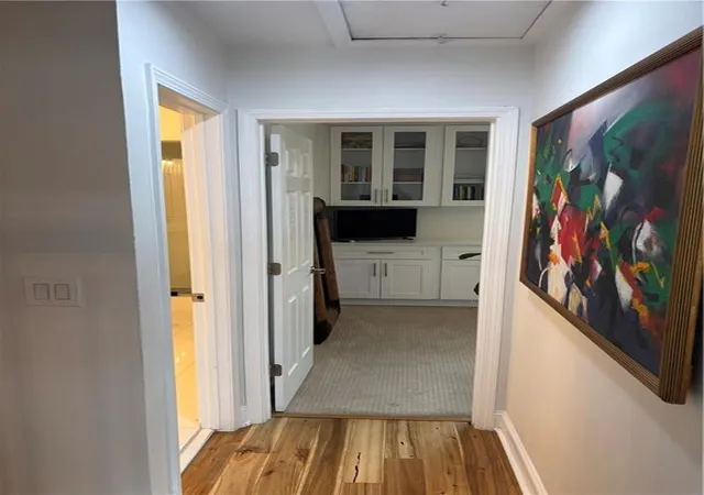 2nd image of 6520 Roswell Rd, Atlanta, GA 30328