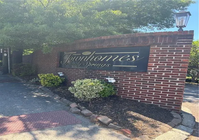 3rd image of 6520 Roswell Rd #29, Atlanta, GA 30328 | MLS# 7757143