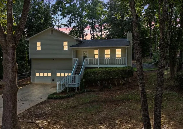 Photo 2 of Single family home for sale at 33 Dalena Wy, Dallas, GA 30157 | MLS# 7828805 | Listing updated on 2026-09-11