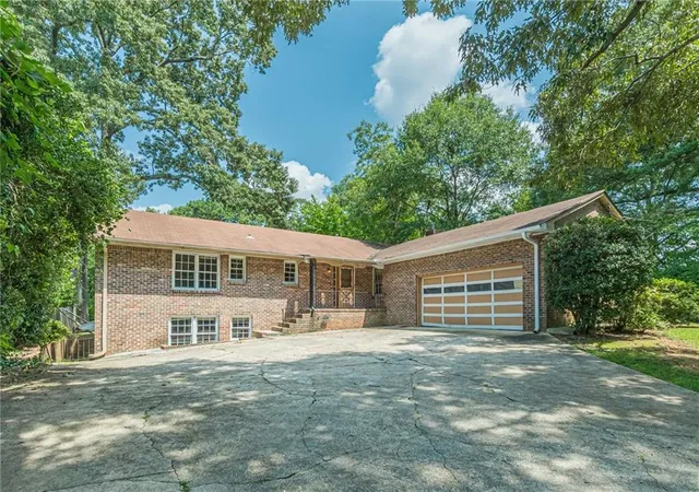Photo 1 of Sale Pending at 3294 Old Jonesboro Rd, Atlanta, GA 30354 | MLS# 7813254 | Listing updated on 2026-09-13